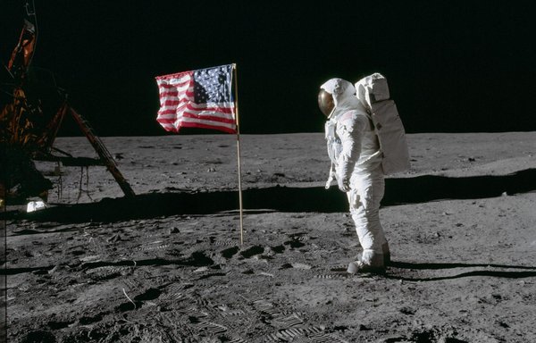 Focus on Artemis: After more than 50 years, a human return to the moon?